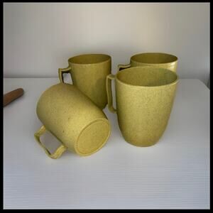 Vintage Gothamware Melamine Mug Set of 4, Avocado Green Speckled Cups, 1960s